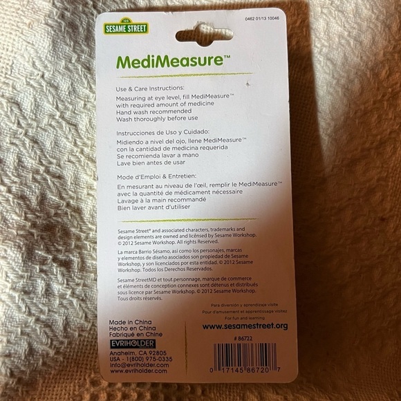 NEW in packaging - Sesame Street MediMeasure - Picture 3 of 3